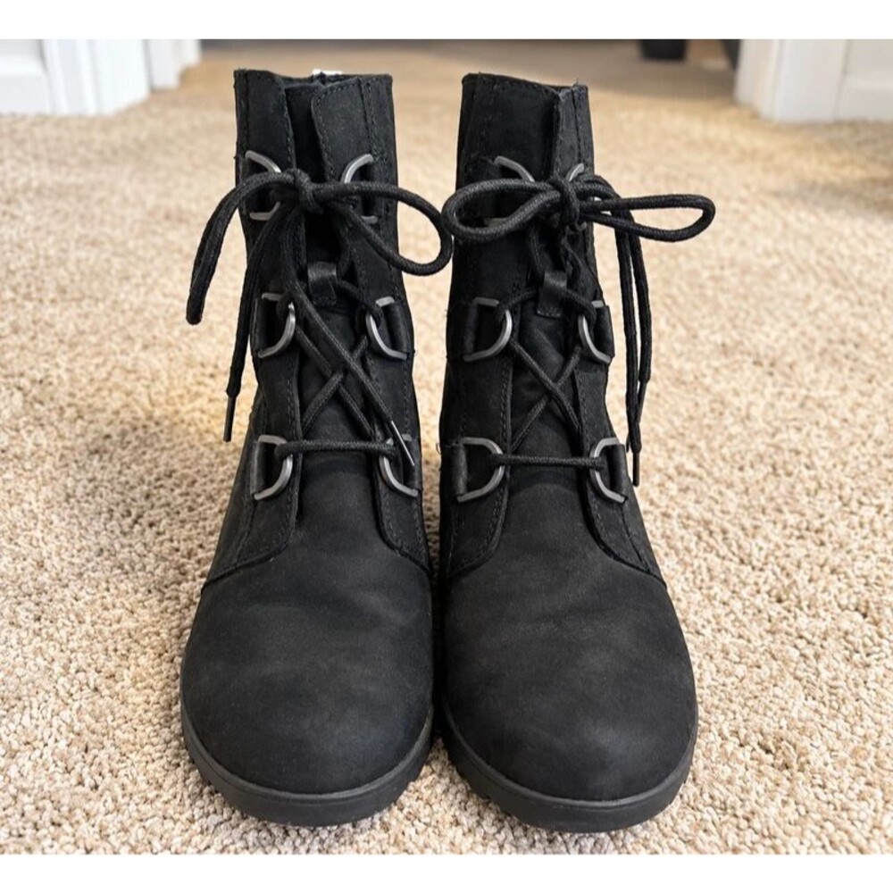 SOREL Joan of Arctic Wedge II Black Lace Up Ankle Boots Women's 8.5
